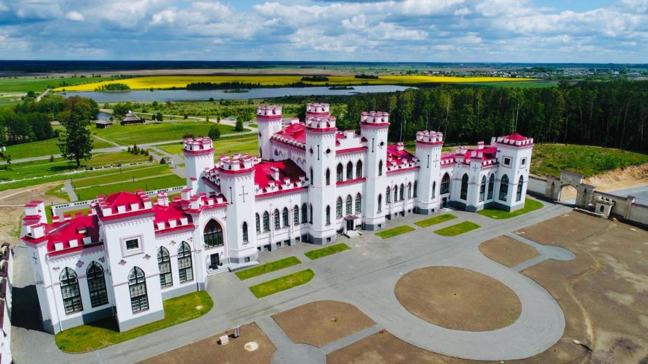 Отель Пусловских Коссовский Дворец Kossovo Екстер'єр фото